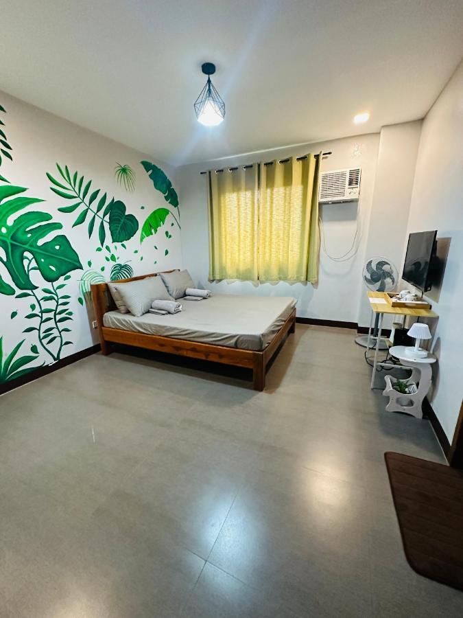 Zj Hometel Coron Exterior photo